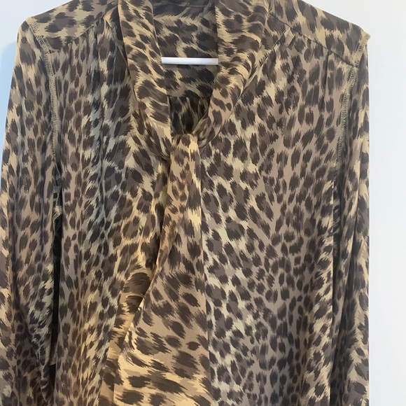 Blouse - animal print - Picture 2 of 3